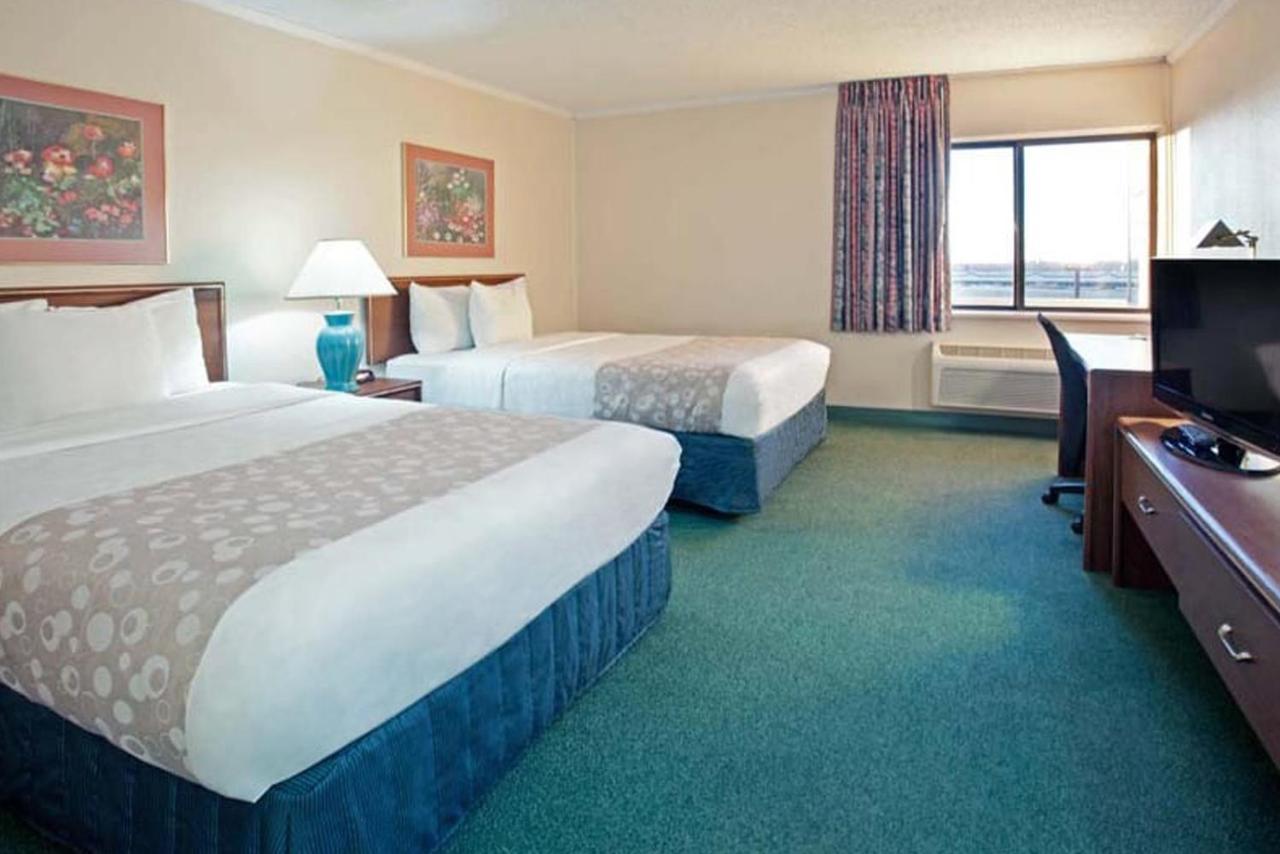 Norwood Inn & Suites Indianapolis East Post Drive ภายนอก รูปภาพ